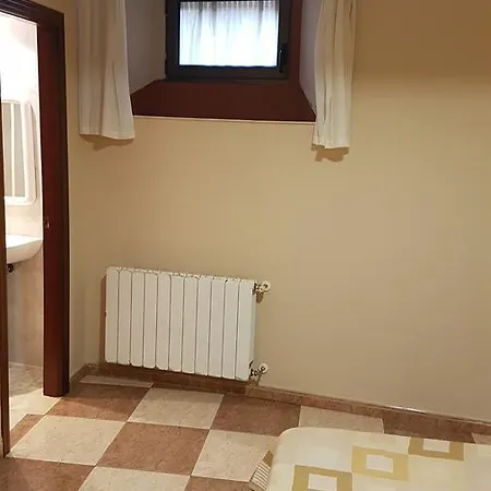 Arenal Guest house 2*
