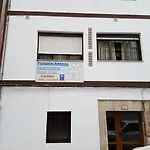 Arenal 게스트하우스 2*